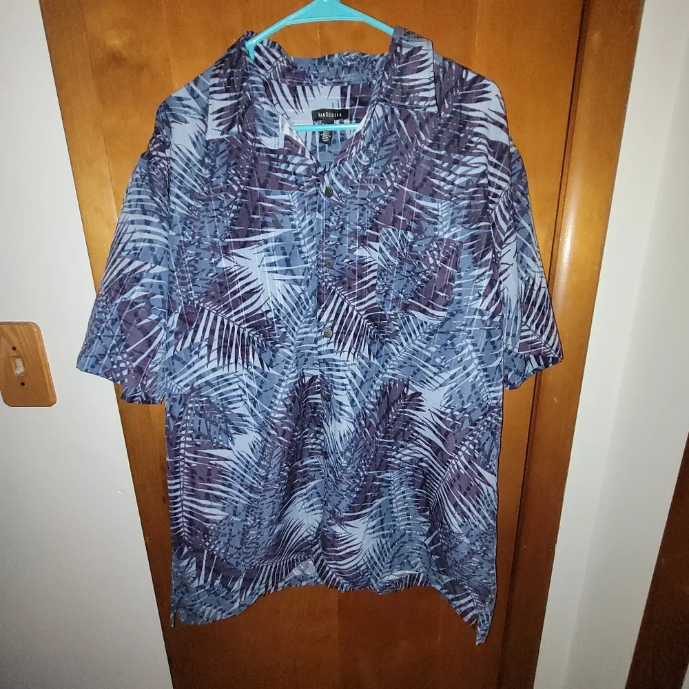 Van Heusen Tropical Palm Button Down Shirt